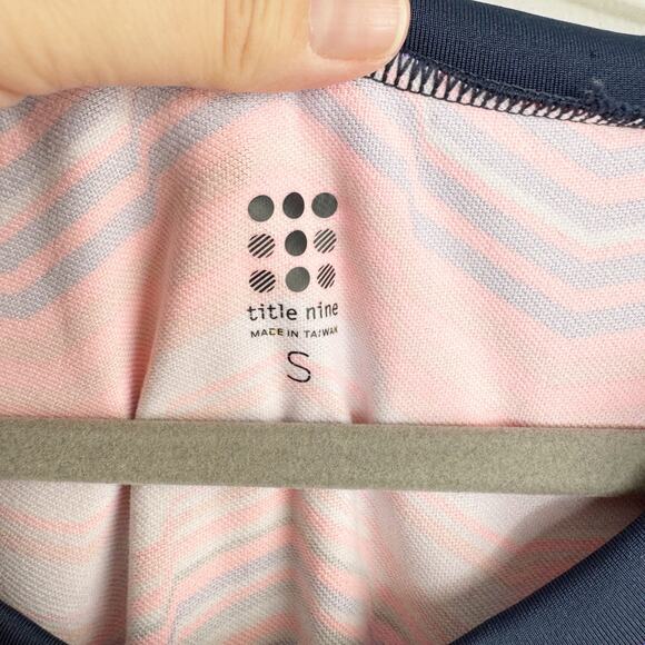 Title Nine Gidget 2.0 Active Colorful Sheath Dress Blur Pink Cap Sleeve Small S - Picture 5 of 9